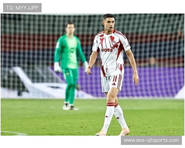 亚列姆丘克租借加盟里昂，合同含买断条款