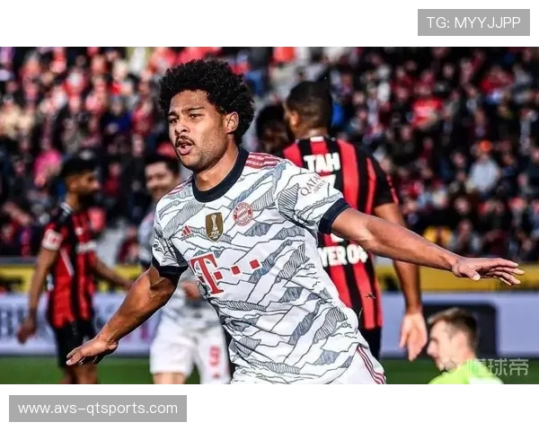 “格纳布里降薪续约拜仁,年薪最高1500万欧元” “格纳布里降薪续约拜仁,年薪最高1500万欧元”